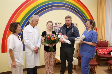 Freude über Neujahrsbaby an der RoMed Klinik Wasse