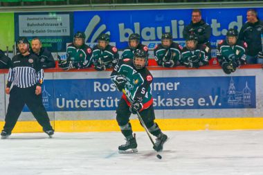 Jugend gewinnt Auftaktmatch der Qualifikationsrund
