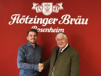 Flötzinger verlängert langjährige Starbulls Partne
