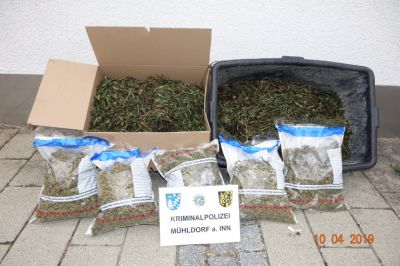 Nach Brand auf landwirtschaftlichem Anwesen Polize