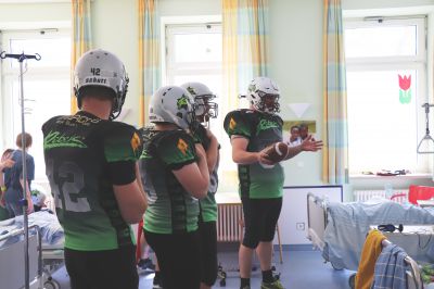 Rosenheimer Rebels zu Besuch in der Kinderklinik