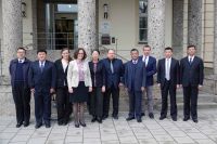 Hochrangiger Besuch aus Jilin am Amtsgericht Rosen