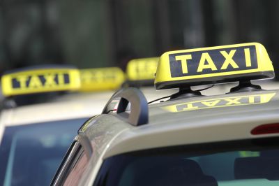 Taxifahrer in Rosenheim betrogen