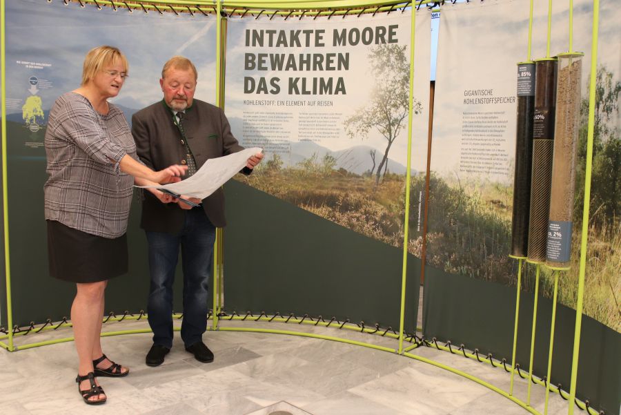 Ausstellung Faszination Moor im Foyer des Landrats