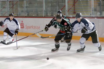 ROSENHEIM Junioren gewinnen Topspiele