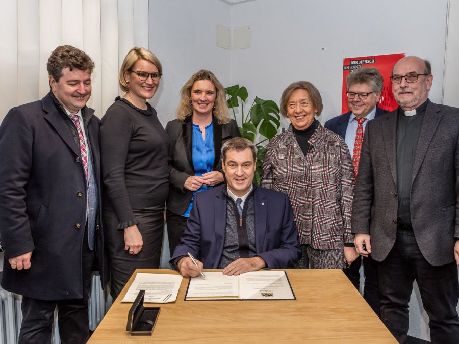 Gründungsurkunde der Stiftung Obdachlosenhilfe Bay