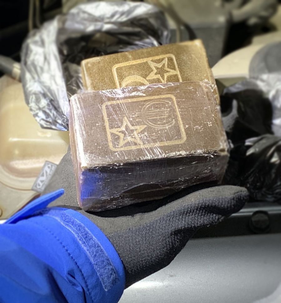 Haschisch und Heroin sichergestellt