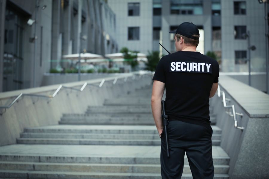 Sicherheitsdienst bedroht
