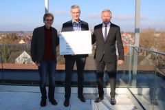 Bayernwerk spendet für Burg Falkenstein