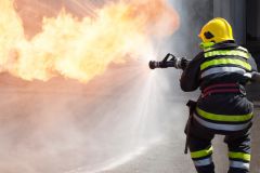 Traktor in Flammen
