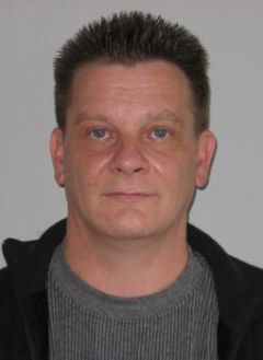 Öffentlichkeitsfahndung nach Diebstahl aus Postfil