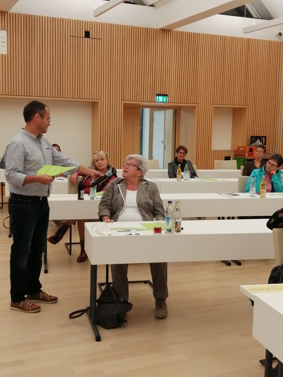 Keiner lebt für sich allein Fortbildung und Treffe