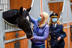 Schirmherrin Karin Baumüller Söder besucht die Rei