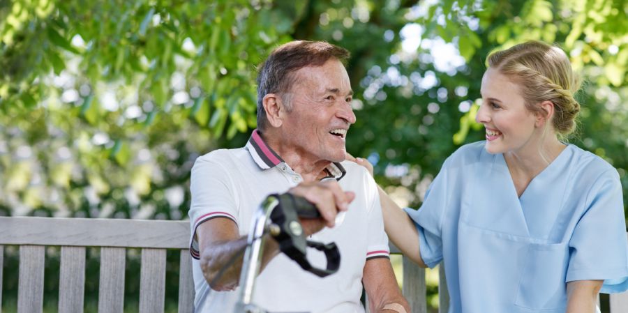 Der Pflege Zukunft geben Holetschek wirbt bei Schü