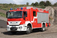 Schechen Feuerwehr löscht Schwelbrand