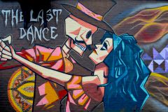 Graffiti Unbekannte beschädigten mehrere Objekte