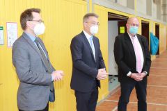 Landkreis Rosenheim Aufbau der Ankunftszentren nah