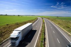 Brunnthal Umgekipptes Wohnmobil blockiert Autobahn