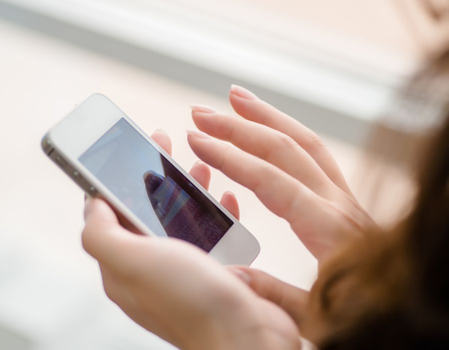 Online Meldeverfahren für Opfer queerfeindlicher H