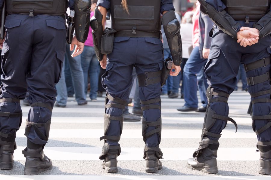 Streit dann auf Polizeibeamte losgegangen