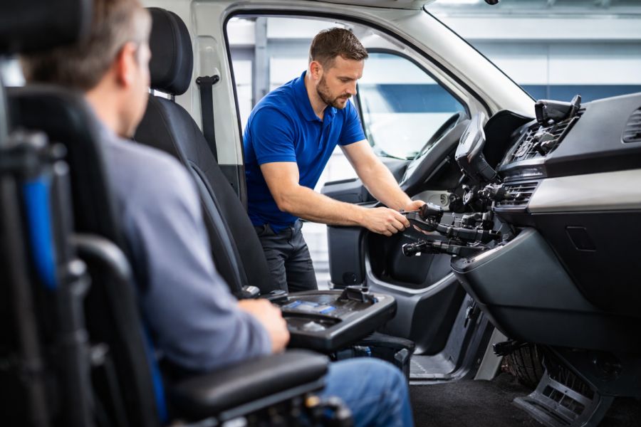 Unsere Leistungen Maßgeschneiderte Fahrzeuglösunge