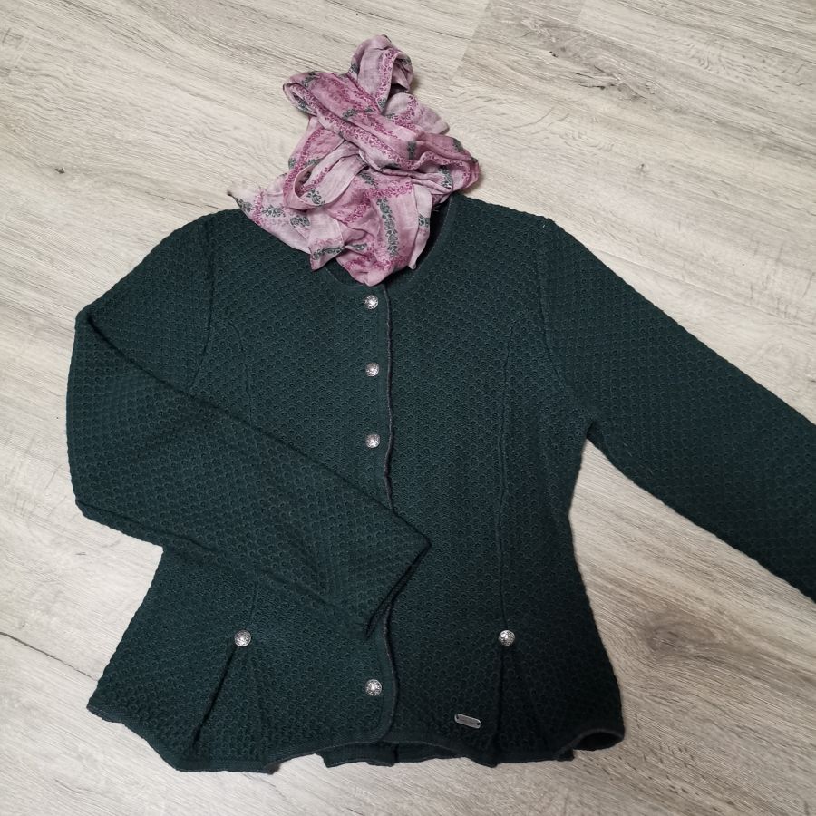 Trachtenstrickjacke tailliert