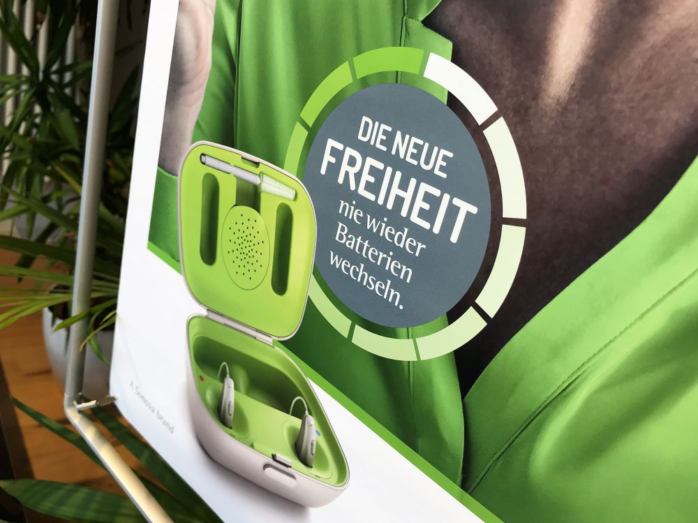 Hinter dem Ohr Hörgeräte HdO mit offener Anpassung