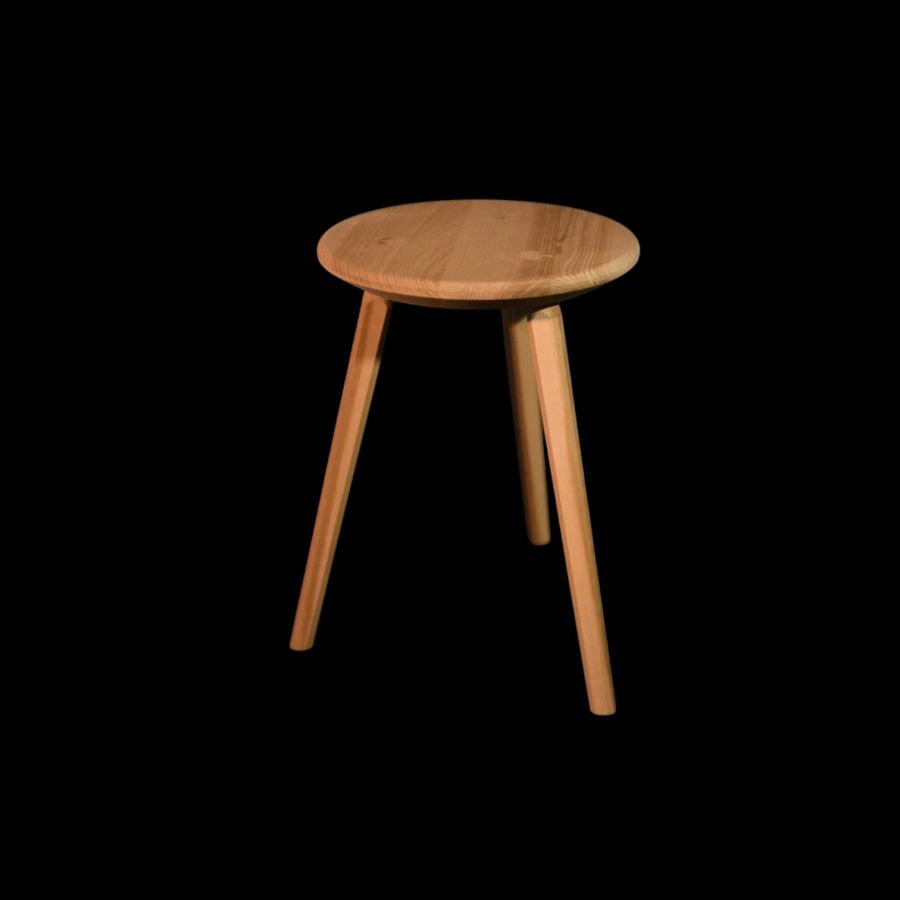 Dreibein Hocker