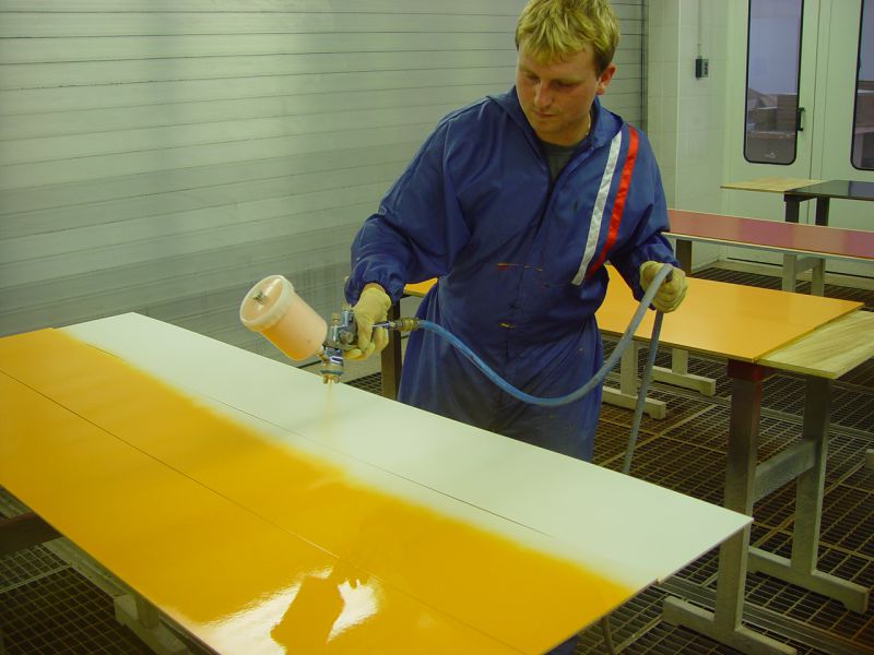 Lackieranlage mit separatem Trockner