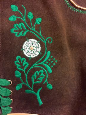die Rosenheimer Lederhose