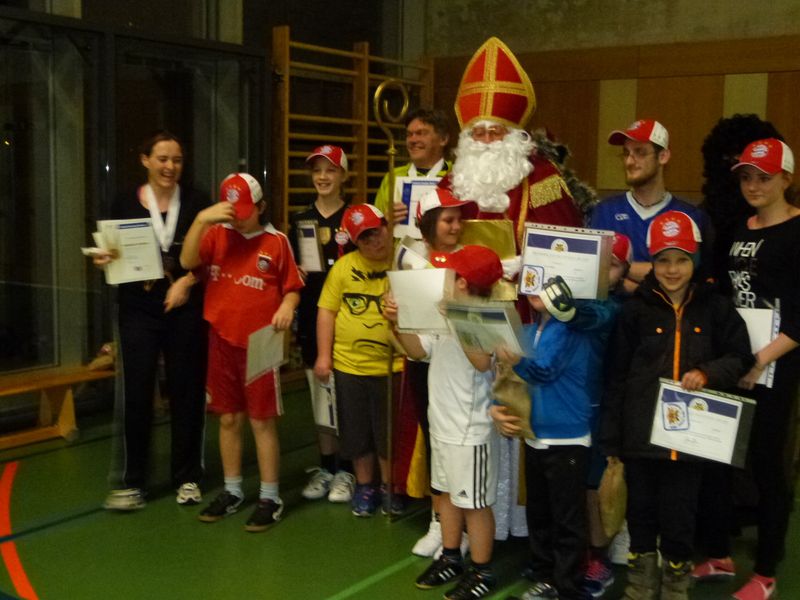 Nikolausbesuch und Geschenke an Behinderte Kinder
