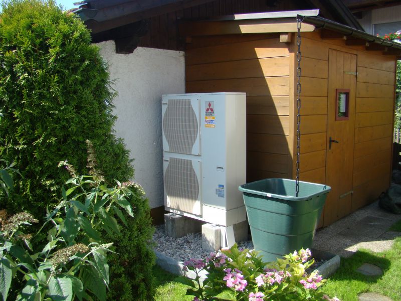 Montage im Gartenbereich integriert