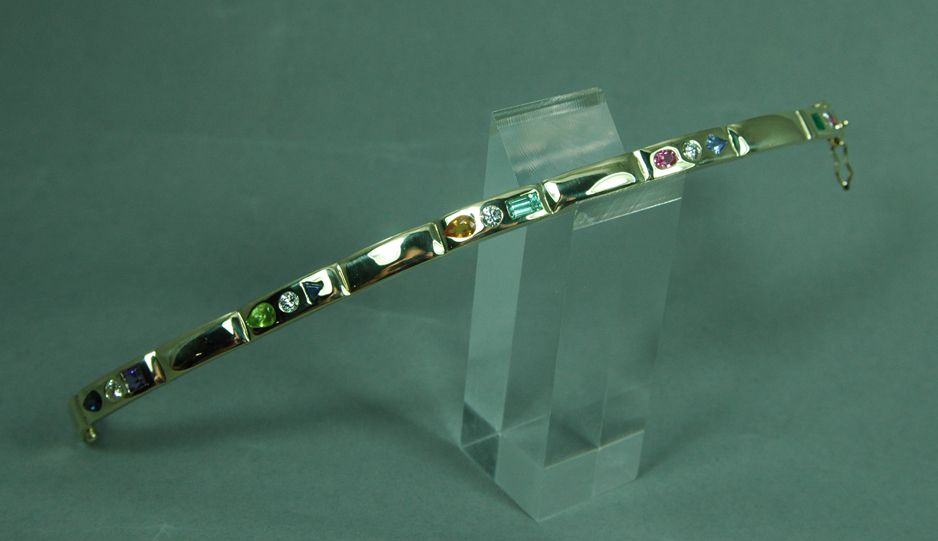 Goldschmuck aus eigener Werkstatt