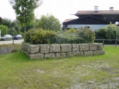 Gartenbank aus Stein bei Ihrer Grad Nagelfluhwerk 