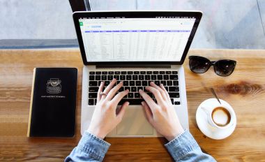 Office Büroarbeit insbesondere unter Einsatz von O